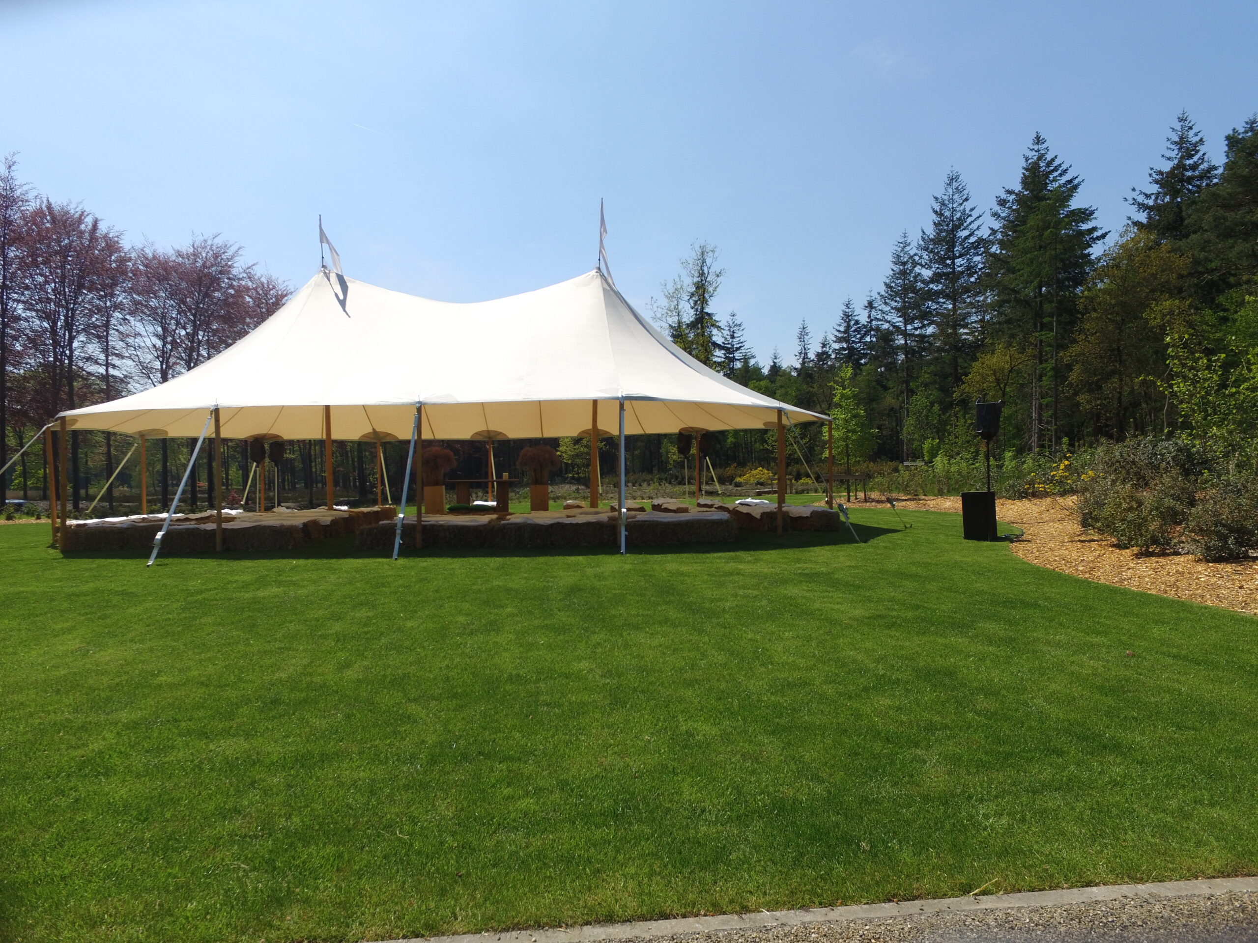 Canvas-telt med 2 master, 10x16 meter, uden gulv